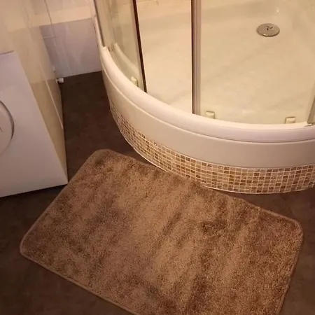 Confortable 2 Pieces Calme A 200 M Wifi Apartmán *